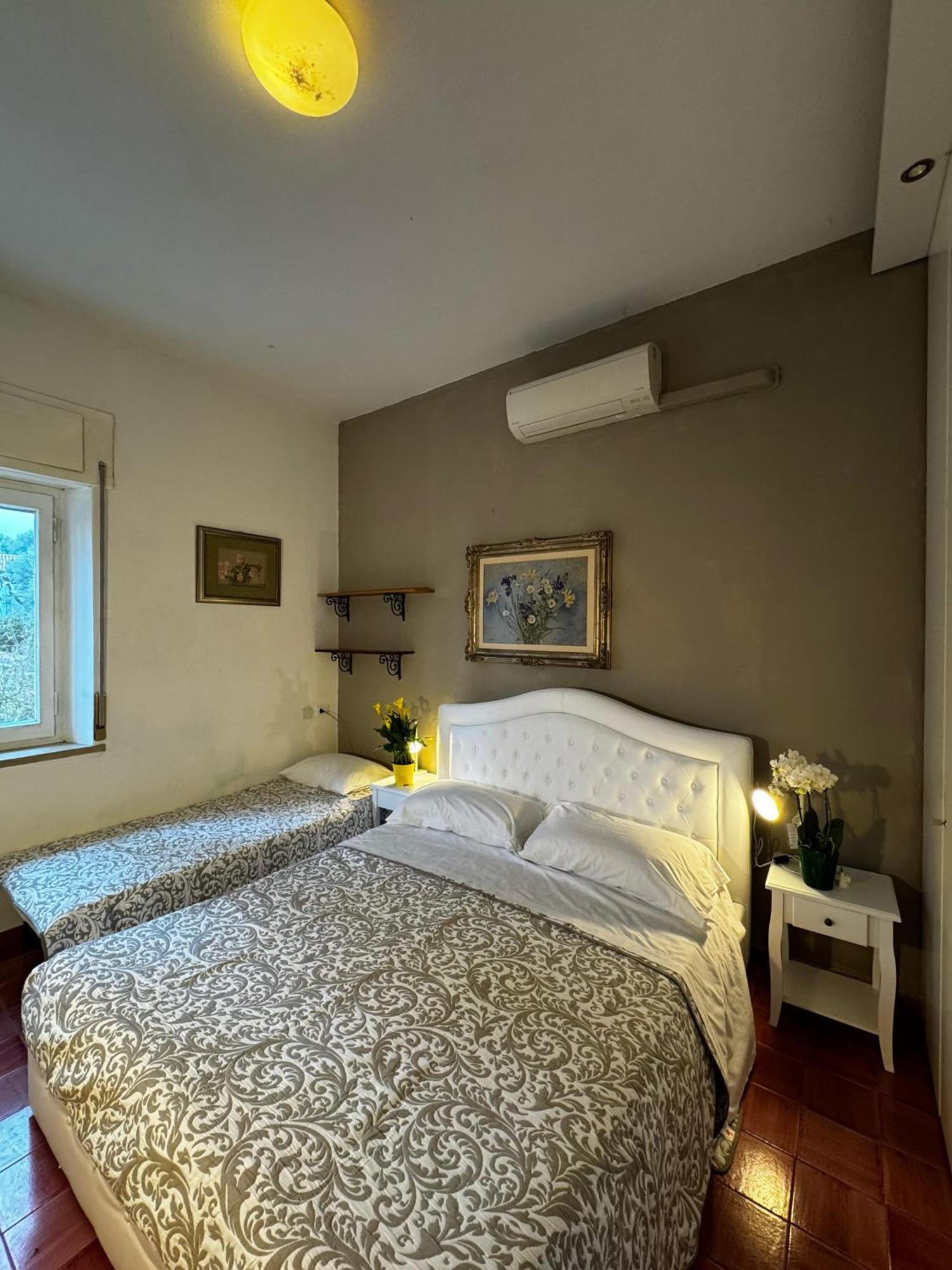 טורי דל בנקו Wonderful Lake View Apartments With Pool With Breakfast Gardasee מראה חיצוני תמונה